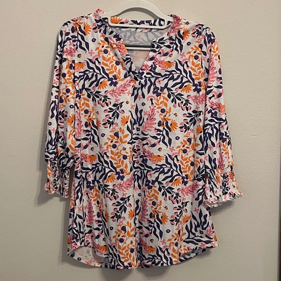 Colorful Women’s 3/4 Sleeve Top, NEVER WORN, Size Small - Picture 1 of 7